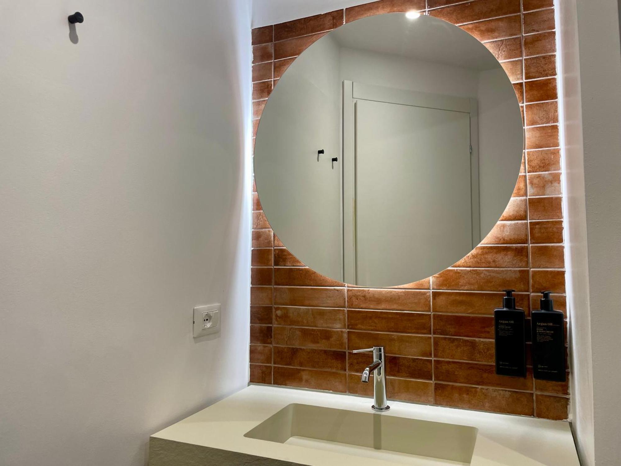 Relstay - Assarotti Suites Genua Exterior foto
